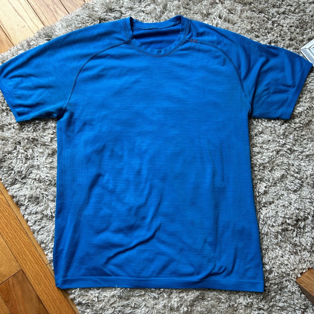 Lululemon Men's Blue Athletic Shirt